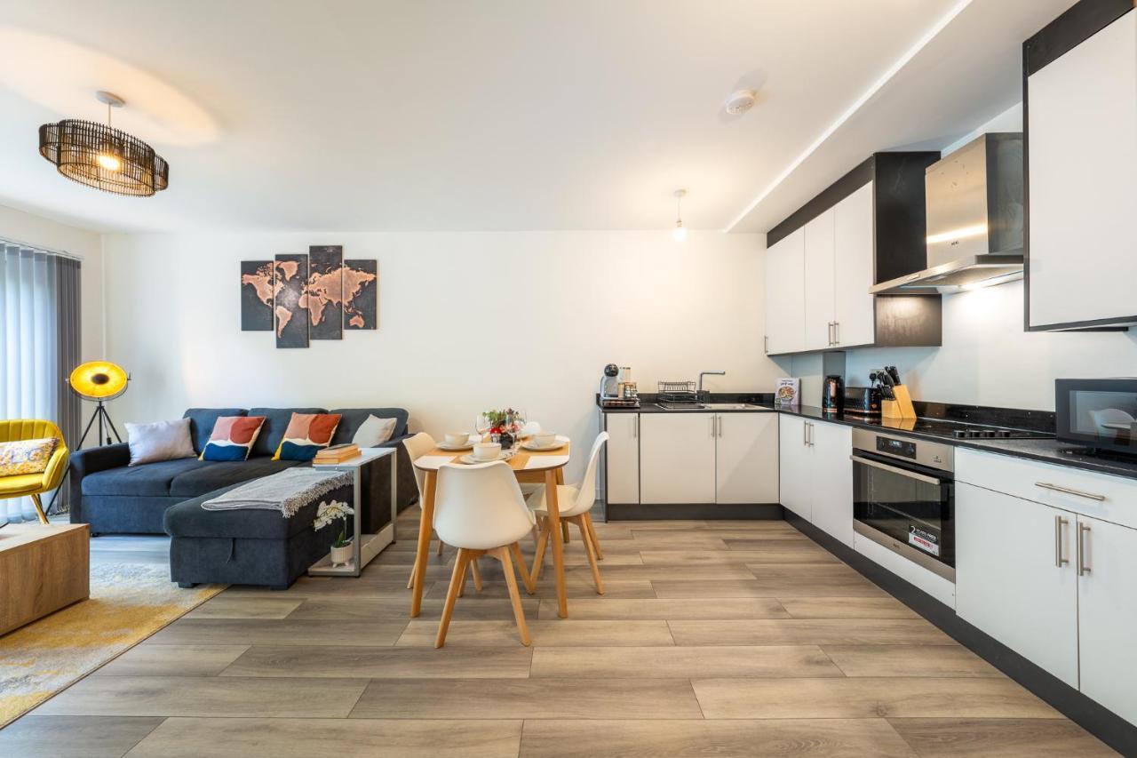 Ashview 6 - Heathrow - Windsor - Free Parking Apartment Staines-upon-Thames Luaran gambar